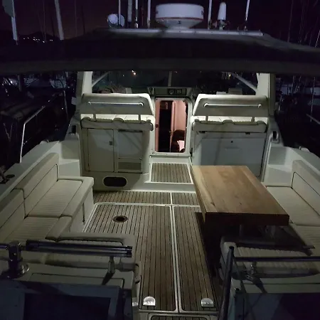 Botel Barcotel